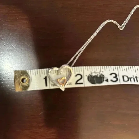NWT Fred Meyer Jewelers - Heart Necklace - Picture 5 of 7